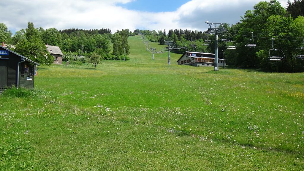 Hotel Alfonska Benecko Exteriör bild